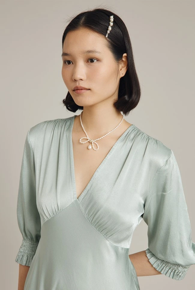 Elle Satin Midi Dress Dusty Green Elle Satin Midi Dress Dusty Green -Ghost Store D04G019 J29 24230 650px