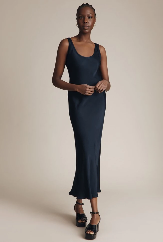 Palm Satin Slip Midi Dress Navy Palm Satin Slip Midi Dress Navy -Ghost Store D05G003 K10 24928 650px
