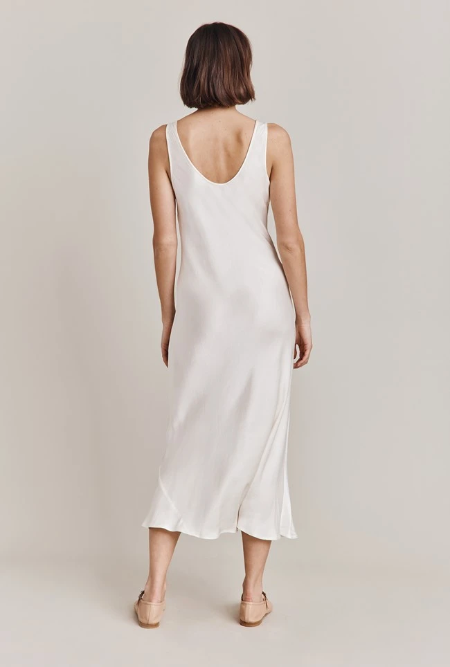 Palm Satin Slip Midi Dress Ivory Palm Satin Slip Midi Dress Ivory -Ghost Store D05G003 M12 28455 650px