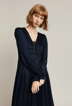 Violet Satin Midi Dress Navy 3 Violet Satin Midi Dress Navy -Ghost Store D05G026 K10 26256 650px 964px