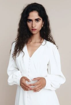 Shyla Crepe Knee-Length Dress Ivory 2 Shyla Crepe Knee-Length Dress Ivory -Ghost Store D05G036 M12 25758 650px 964px