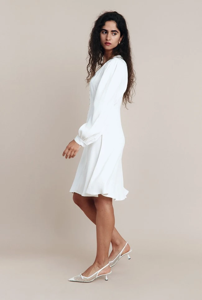 Shyla Crepe Knee-Length Dress Ivory Shyla Crepe Knee-Length Dress Ivory -Ghost Store D05G036 M12 25761 650px