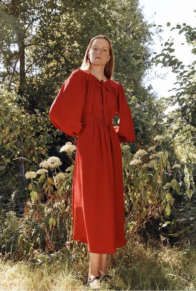 Rose Crepe Midi Dress Red Rose Crepe Midi Dress Red -Ghost Store D05G039 G01 25618 650px