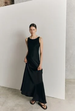 Callie Satin Maxi Dress Black 6 Callie Satin Maxi Dress Black -Ghost Store D05G070 A01 27061 650px 964px