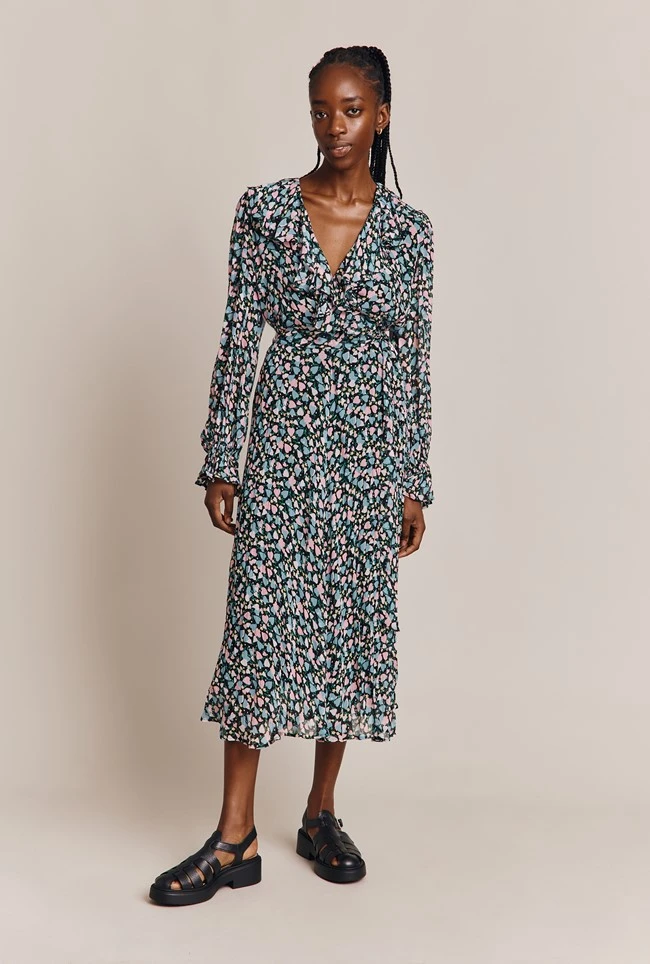 Su Georgette Midi Dress Black Heart Print Su Georgette Midi Dress Black Heart Print -Ghost Store D06G001 Z10 26984 650px