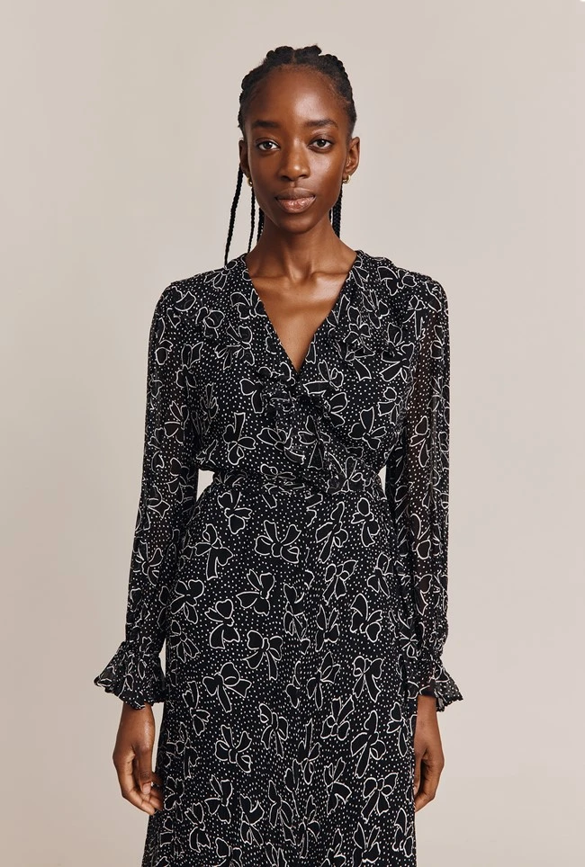 Su Georgette Maxi Dress Black Velvet Bows Su Georgette Maxi Dress Black Velvet Bows -Ghost Store D06G001A Z27 26980 650px