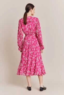 Su Georgette Midi Dress Pink Daisy 3 Su Georgette Midi Dress Pink Daisy -Ghost Store D06G032 Z33 27313 650px 964px