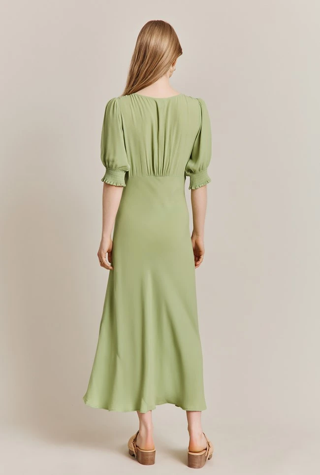 Coco Crepe Midi Dress Leaf Green Coco Crepe Midi Dress Leaf Green -Ghost Store D06G043A J22 27569 650px