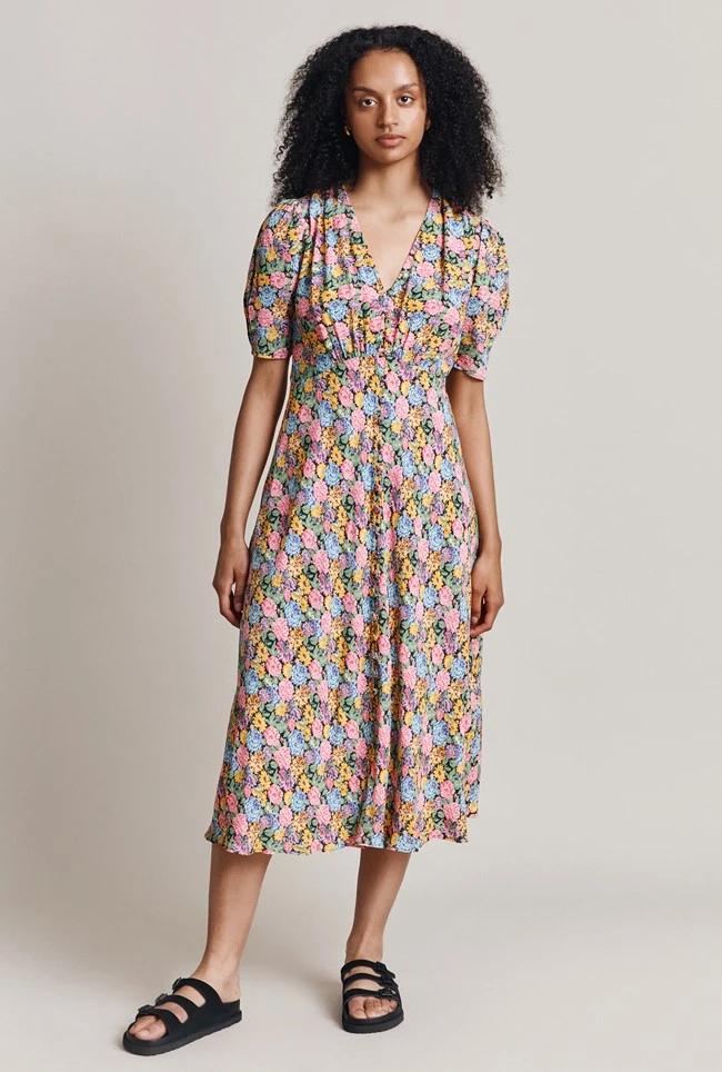 Lucy Crepe Midi Dress Sunshine Floral Lucy Crepe Midi Dress Sunshine Floral -Ghost Store D06G102 Z61 28421 650px