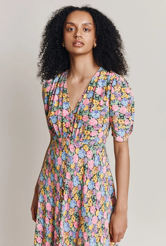 Lucy Crepe Midi Dress Sunshine Floral Lucy Crepe Midi Dress Sunshine Floral -Ghost Store D06G102 Z61 28423 650px