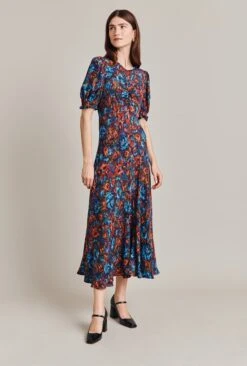 Lainey Crepe Midi Dress Blue Ikat 3 Lainey Crepe Midi Dress Blue Ikat -Ghost Store D07G027 Z88 28790 650px 964px