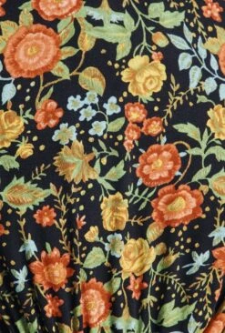 Sarah Crepe Midi Dress Classic Floral 6 Sarah Crepe Midi Dress Classic Floral -Ghost Store D07G052 Z09 29555 650px 964px