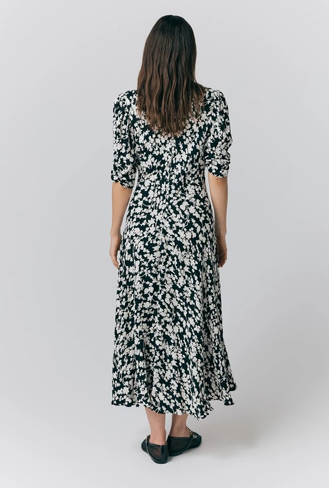 Madi Crepe Floral Midi Dress Madi Crepe Floral Midi Dress -Ghost Store D09G022 Z45 32863 650px