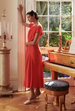 Alora Crepe Midi Dress -Ghost Store D10G023 G01 33696 650px 964px