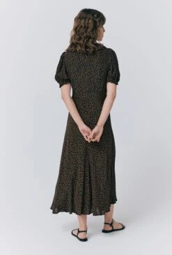 Matilda Floral Midi Dress -Ghost Store D10G026 Z67 33155 650px 964px