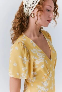 Ruby Crepe Floral Short Dress 2 Ruby Crepe Floral Short Dress -Ghost Store D10G042 Z79 33511 650px 964px