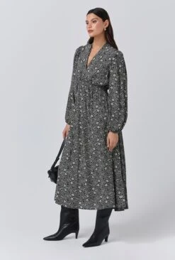 Petal Crepe V Neck Midi Waisted Dress -Ghost Store D11G041 ZA6 33942 650px 964px