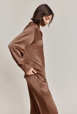 Ellie Satin Shirt Acorn -Ghost Store Q06G007A D32 28571 650px 964px