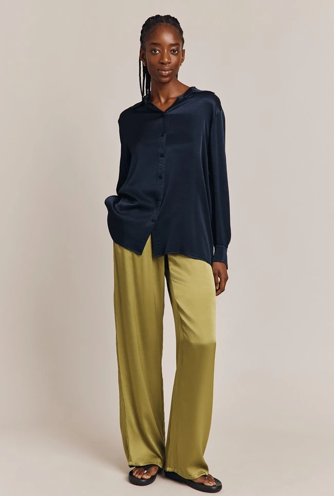 Ellie Satin Shirt Navy Ellie Satin Shirt Navy -Ghost Store Q06G007A K10 26909 650px