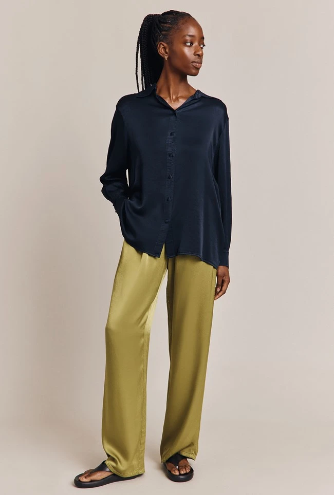 Ellie Satin Shirt Navy Ellie Satin Shirt Navy -Ghost Store Q06G007A K10 26910 650px