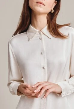 Ellie Satin Shirt Ivory -Ghost Store Q06G007A M12 29030 650px 964px