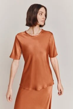 Ivy Satin Top Auburn -Ghost Store Q06G008A F24 28604 650px 964px