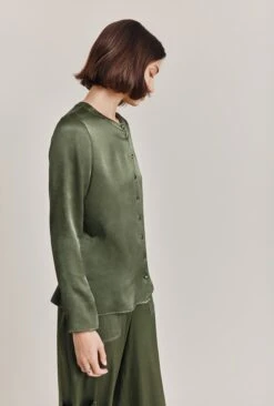 Ghost Store -Ghost Store Q06G010 J96 28588 650px 964px