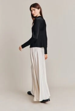 Mika Satin Turtleneck Top Black -Ghost Store Q07G002 A01 28813 650px 964px