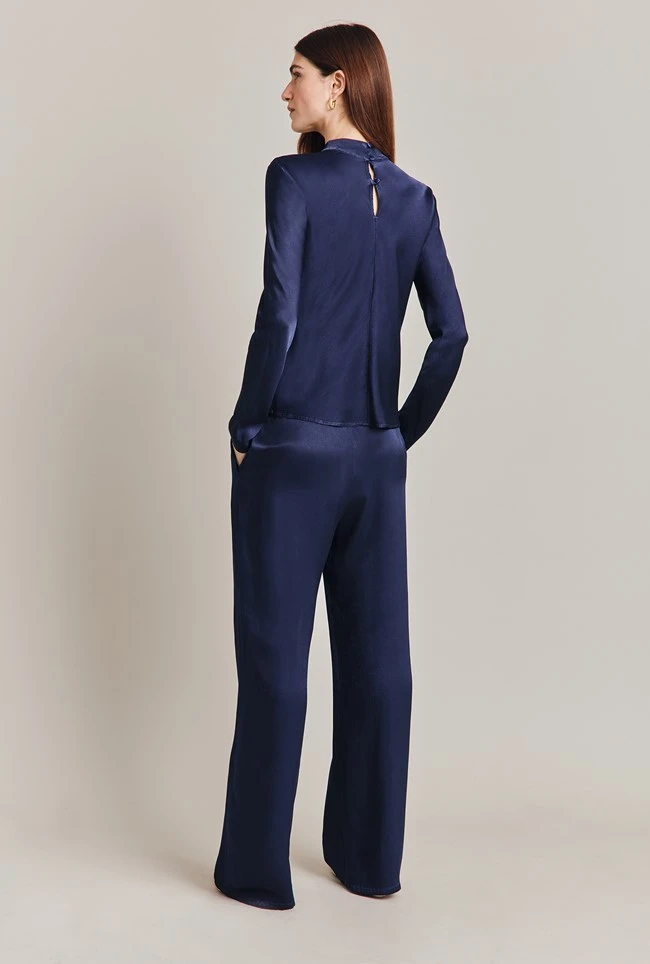 Mika Satin Turtleneck Top Navy Mika Satin Turtleneck Top Navy -Ghost Store Q07G002 K10 28815 650px