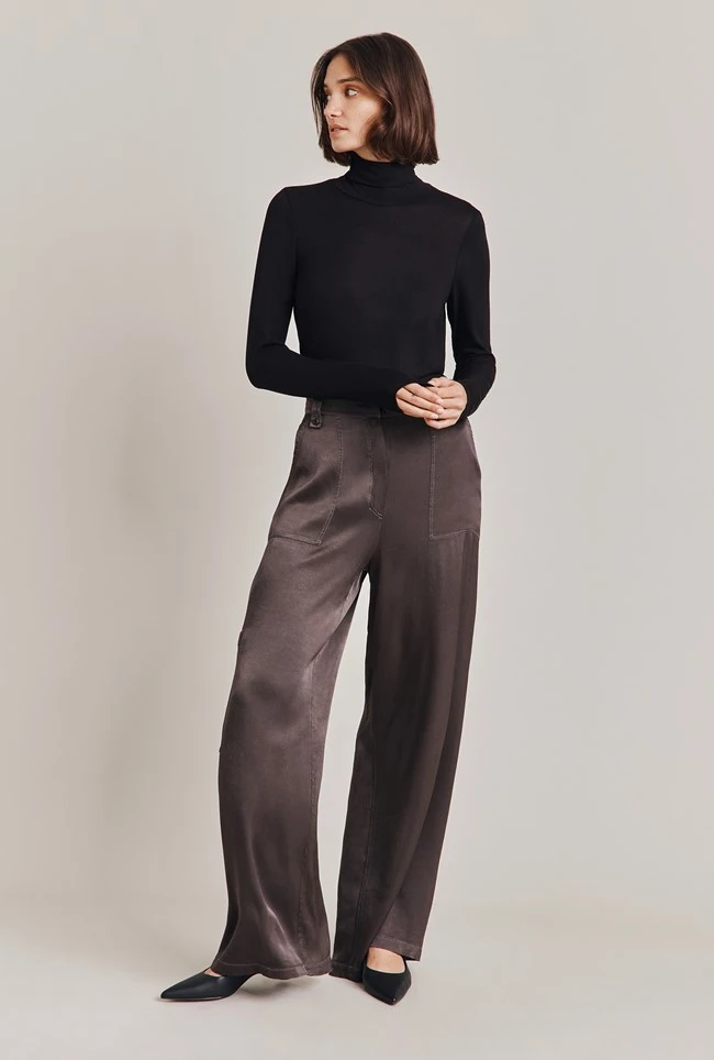 Fern Roll Neck Top Black Fern Roll Neck Top Black -Ghost Store Q07G010 A01 28888 650px