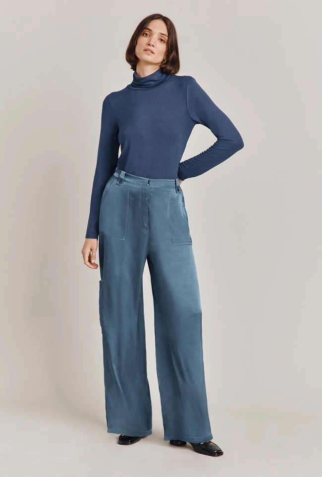 Fern Roll Neck Top Navy Fern Roll Neck Top Navy -Ghost Store Q07G010 K10 28870 650px