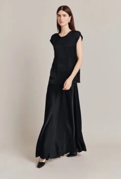 Melody Satin Short Sleeve Top Black -Ghost Store Q07G019 A01 29009 650px 964px