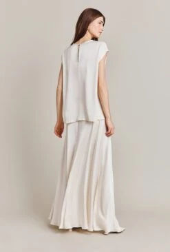 Melody Satin Short Sleeve Top Ivory 3 Melody Satin Short Sleeve Top Ivory -Ghost Store Q07G019 M12 28877 650px 964px