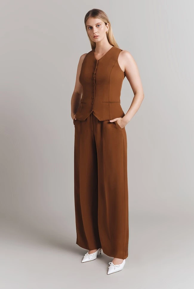 Bonnie Crepe Waistcoat Bonnie Crepe Waistcoat -Ghost Store Q09G018 D18 32526 650px