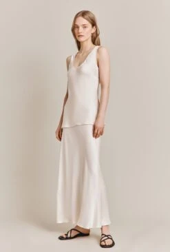 Emma Satin Midi Skirt Ivory -Ghost Store S06G004 M12 27660 650px 964px