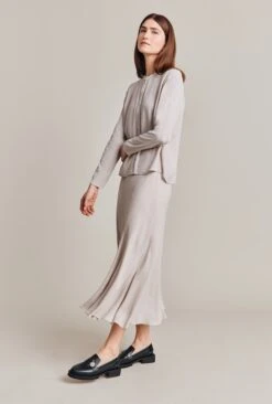 Phoebe Crepe Skirt Beige Pearly 2 Phoebe Crepe Skirt Beige Pearly -Ghost Store S06G005 N01 28894 650px 964px