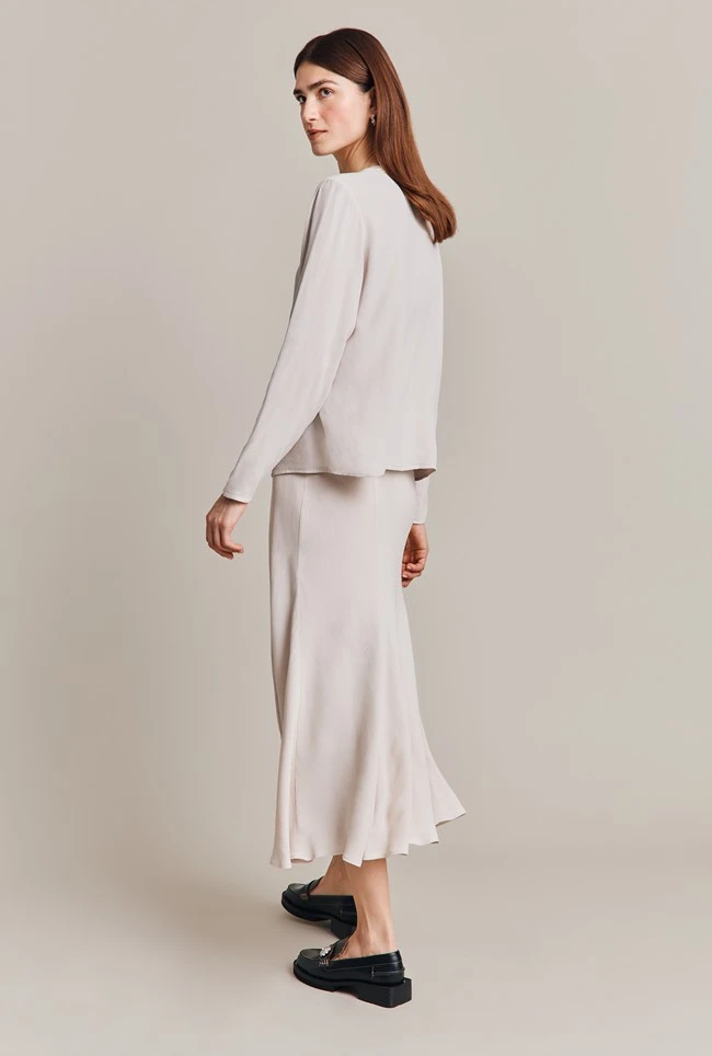 Phoebe Crepe Skirt Beige Pearly Phoebe Crepe Skirt Beige Pearly -Ghost Store S06G005 N01 28898 650px