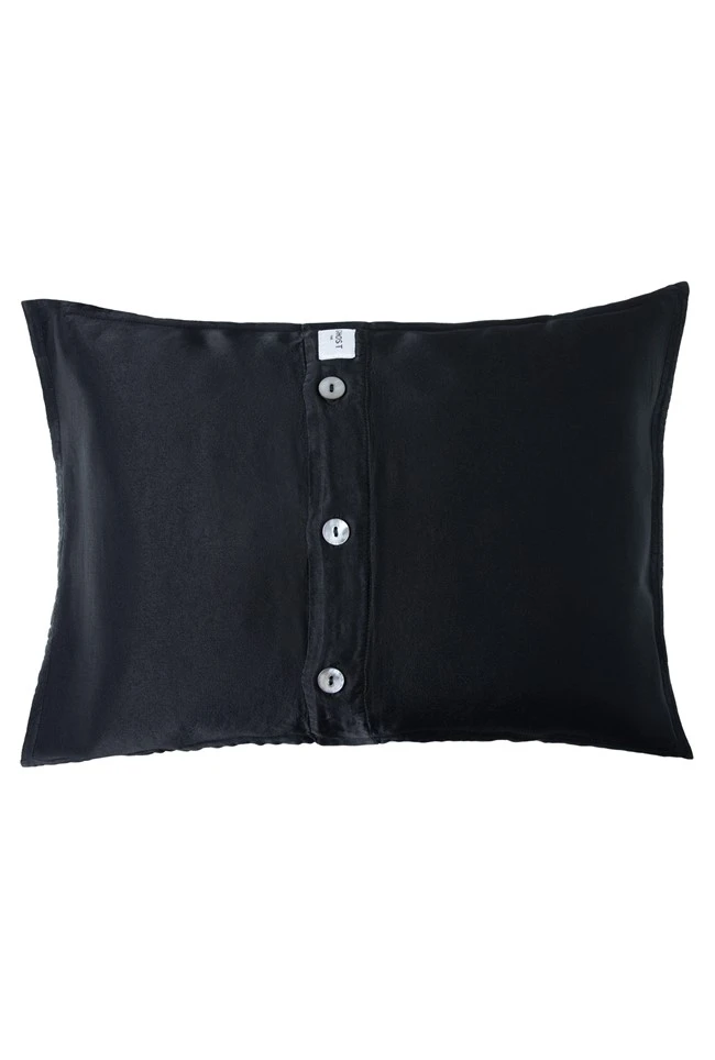 Mel Cushion Black Mel Cushion Black -Ghost Store YV19CA A01 21775 650px